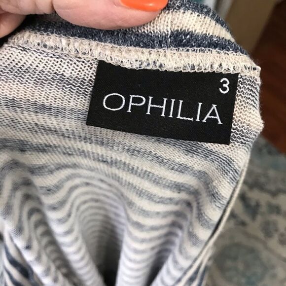 Ophilia Asymmetrical Tunic Blue and White Size 3 - Picture 5 of 10